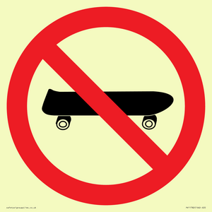 P924 Prohibition: No skateboarding